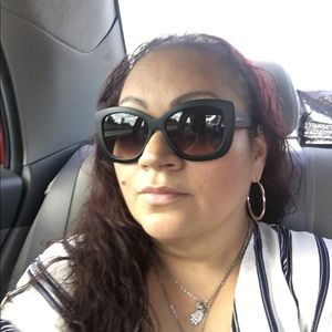 Meet your Posher, Norma